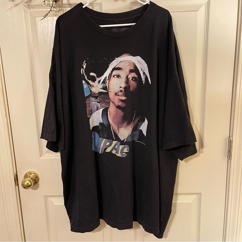 Black Graphic T-Shirt with Tupac Design